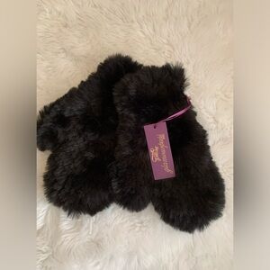 GLAMOURPUSS black 30% viscose faux fur soft stretchy mittens NWT one size